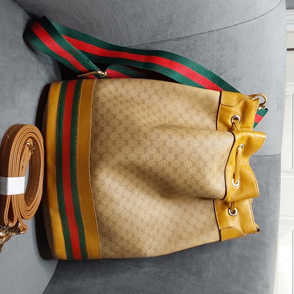 Gucci vintage micro GG drawstring bucket bag - Picture 4 of 15
